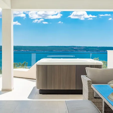 Luxury With Pool, Wellness And Sea View فيلة