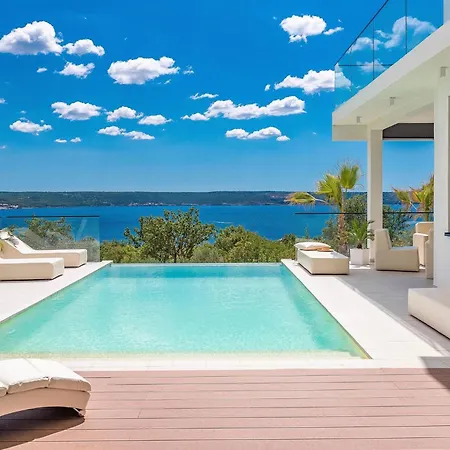 Luxury With Pool, Wellness And Sea View * ماسلينتسا