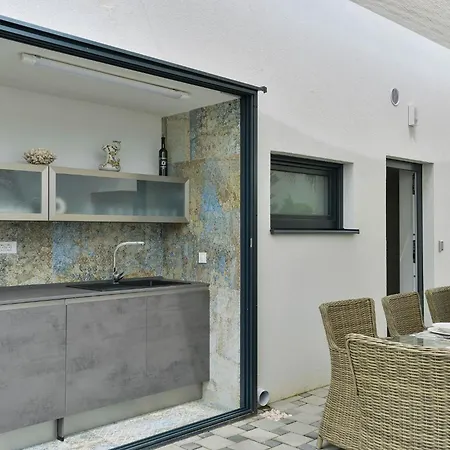 Luxury With Pool, Wellness And Sea View فيلة