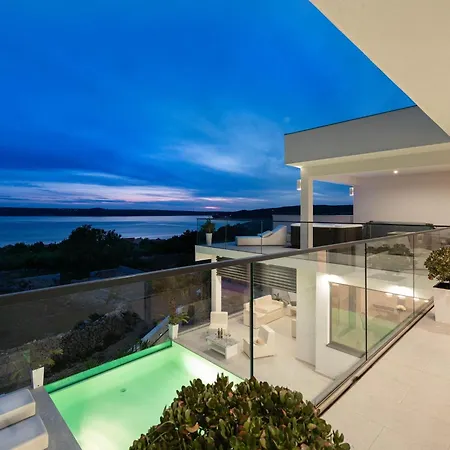 Luxury With Pool, Wellness And Sea View Maslenica